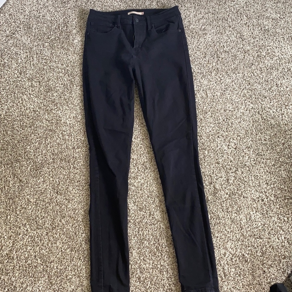 Women’s Levi’s 721 High Rise Skinny Jeans (size 28)
